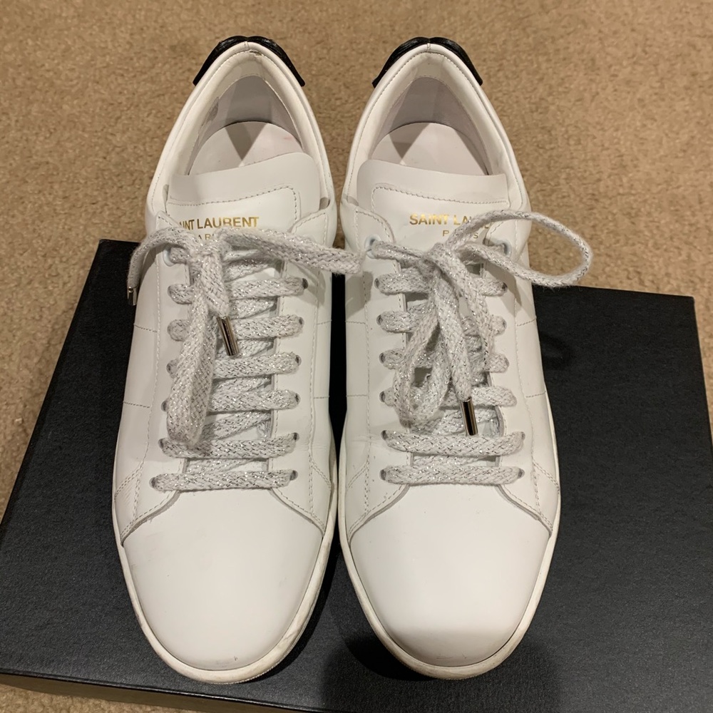 Saint Laurent Signature Court Classic Lip Sneaker